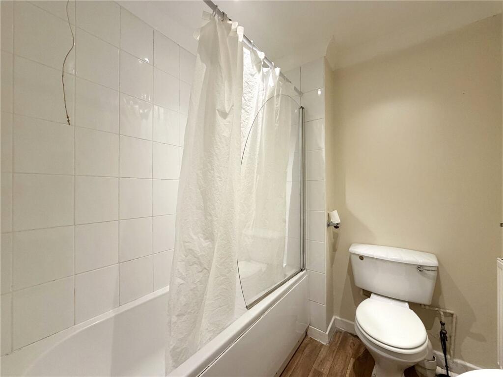 Apartment in Bournemouth, West Cliff - View 3