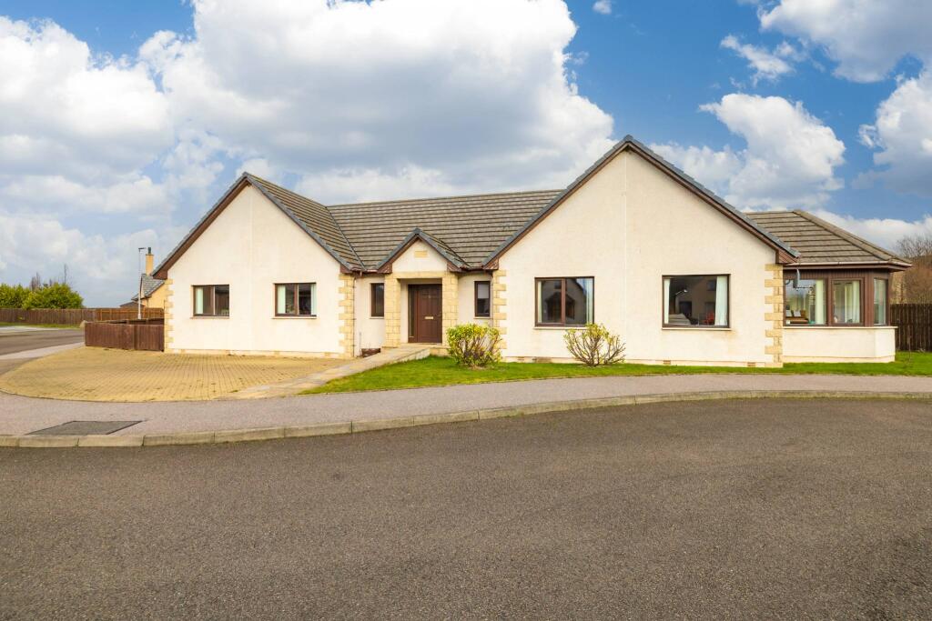 Main image of property: 5 Steading View, Lossiemouth, IV31 6QL