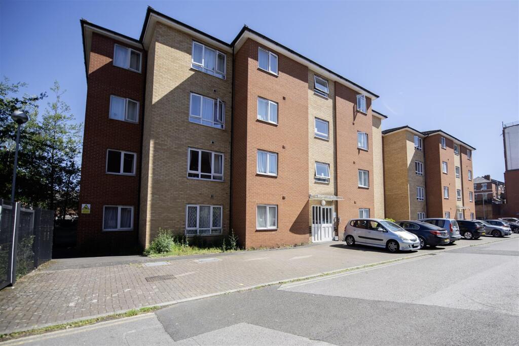 Main image of property: Player Street