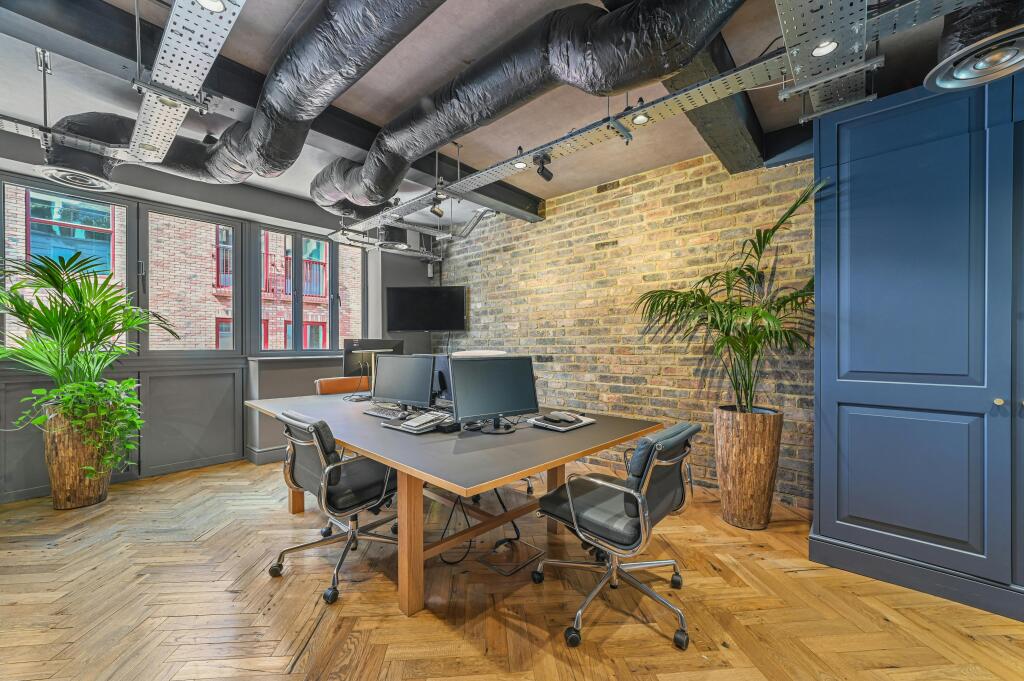 MD-BERICOTE-8TottenhamMews-17.JPG