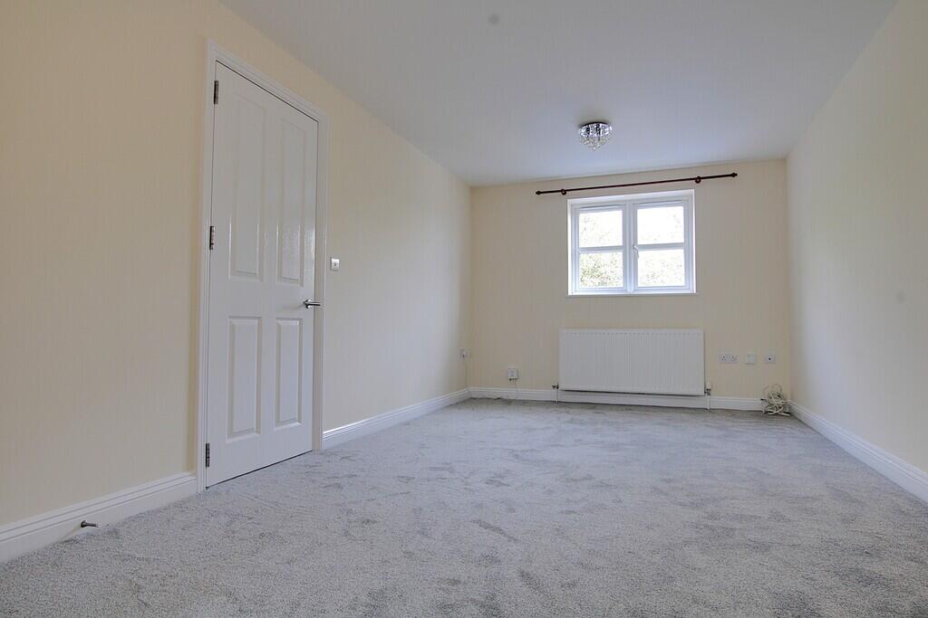 House in Peterborough - View 3