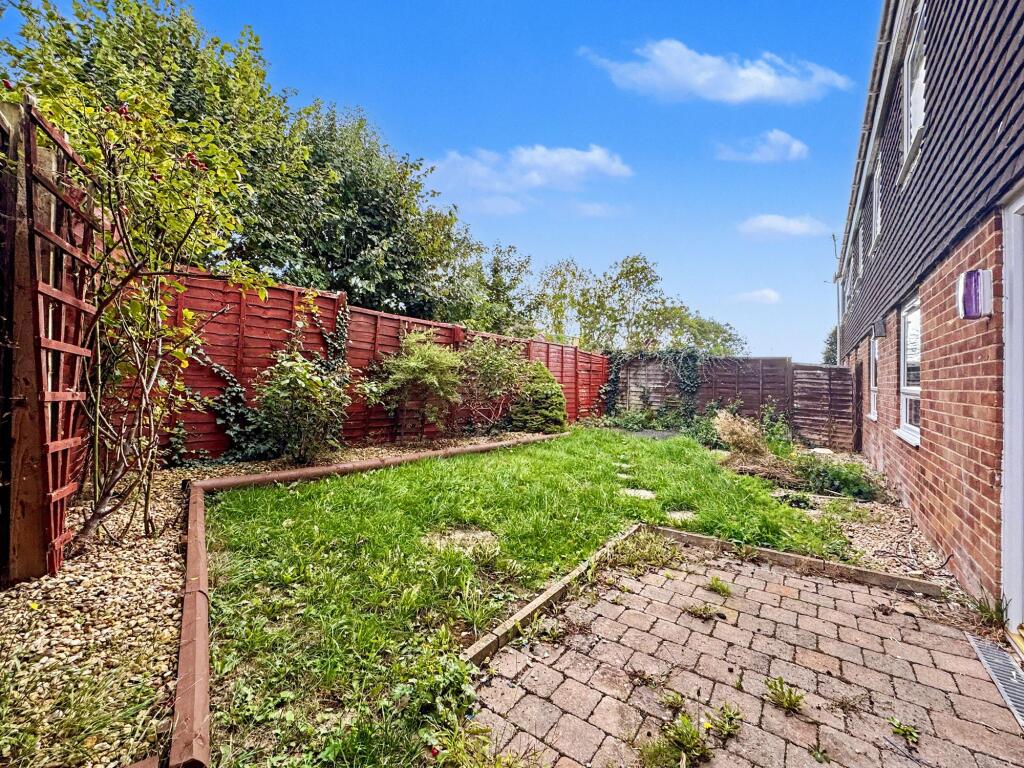 Apartment in Vale of White Horse, Great Faringdon - View 2