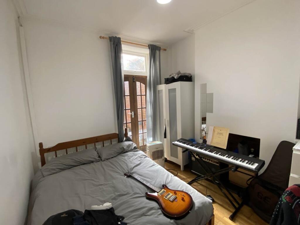House in Cardiff - More