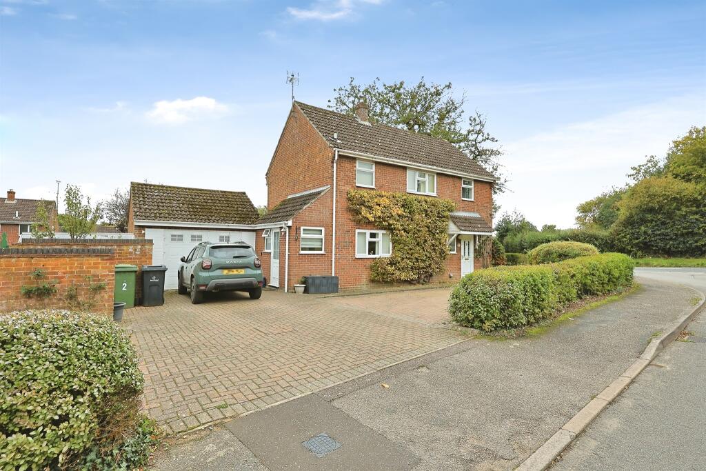 4-bed detached on Beech Road, Beetley, Dereham, £350,000