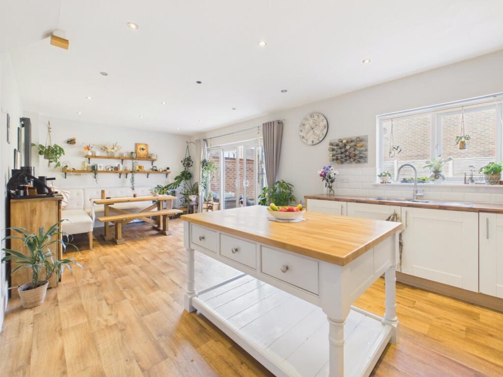 House in Barton-upon-Humber - View 2