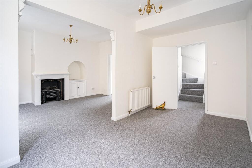 Apartment in Bath - More