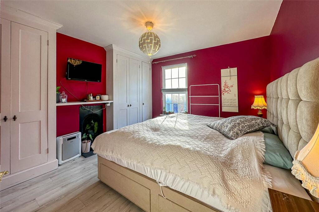 Additional image 6 of Park Street, St. Albans, Hertfordshire, AL2