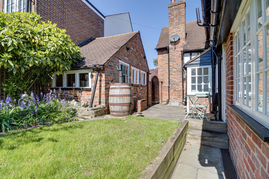 Additional image 19 of St. Michaels Street, St. Albans, Hertfordshire, AL3