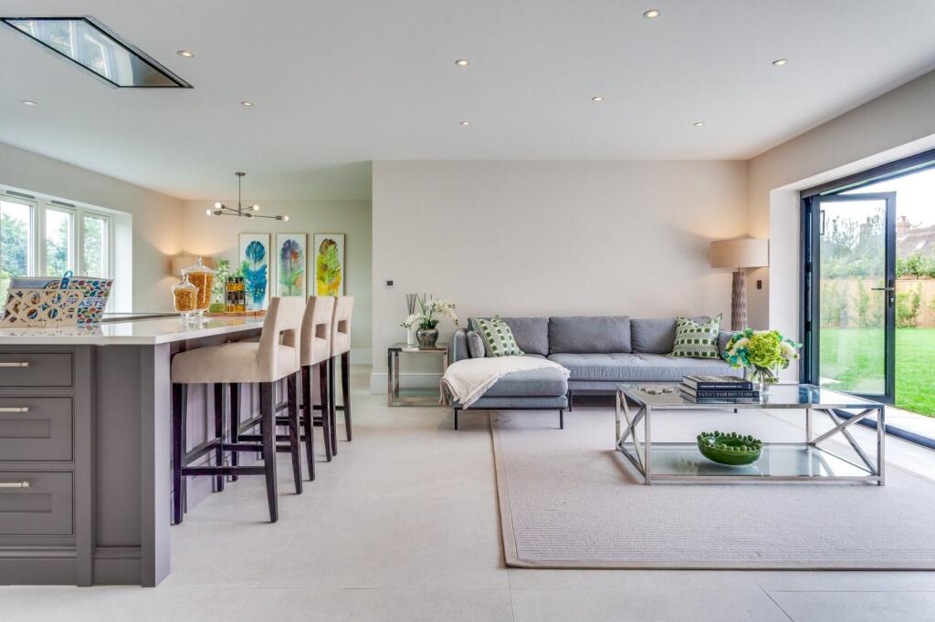 House in Slough, Great Marlow - View 4