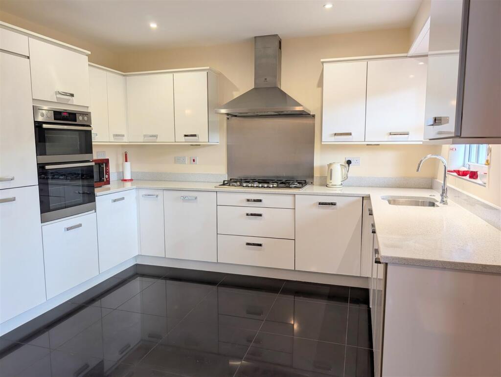 House in Shrewsbury, Shropshire - View 4