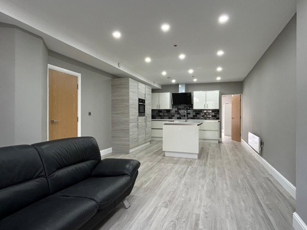Main image of property: The Ashwood, Ashwood Villas, 44 Headingley Lane, Leeds, LS6