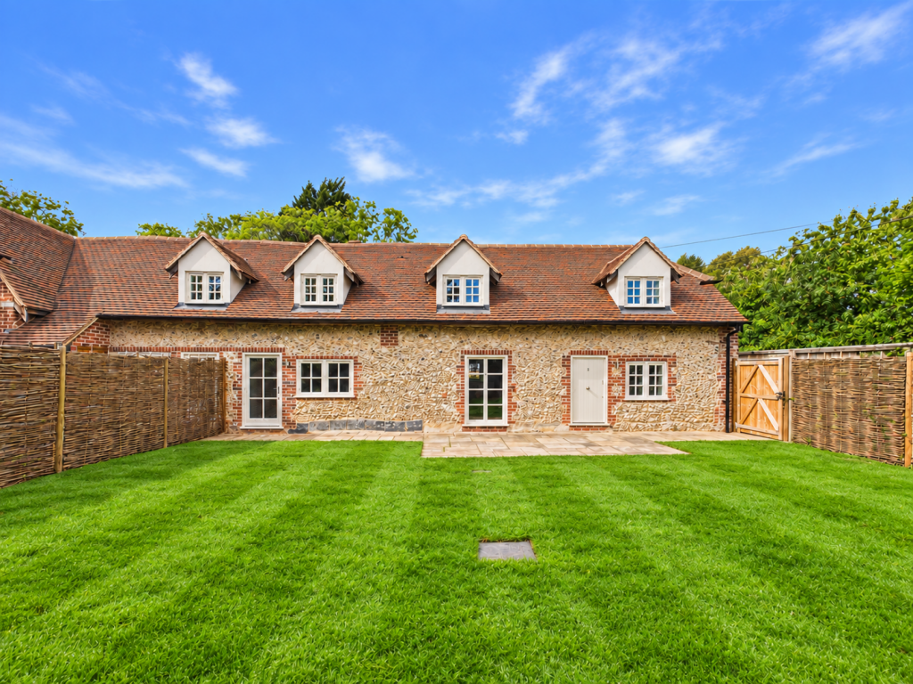 Main image of property: The Spinney, City Road, High Wycombe, Buckinghamshire