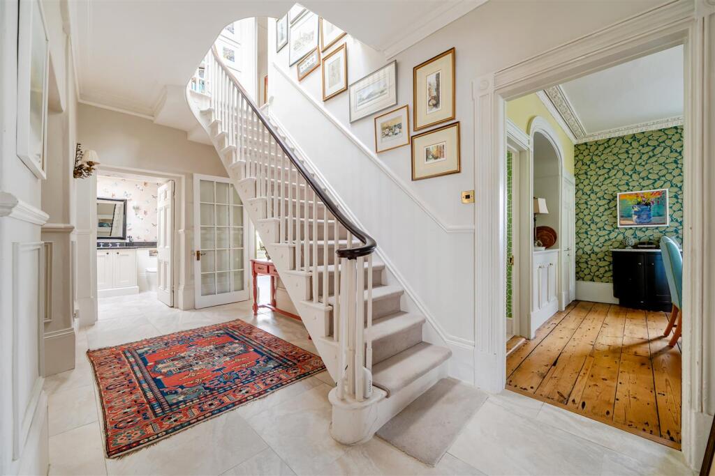 House in Truro - View 3