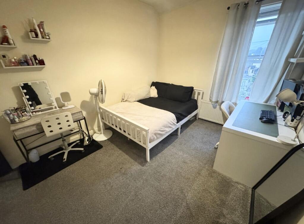 Heights Lane, Rochdale, Greater Manchester, OL12 photo 4