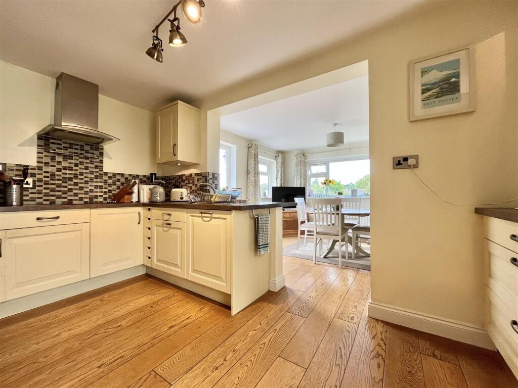 House in Rother, Fairlight - View 5