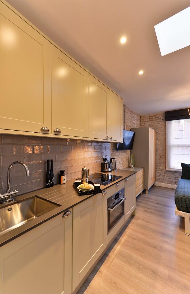 Studio flat for rent