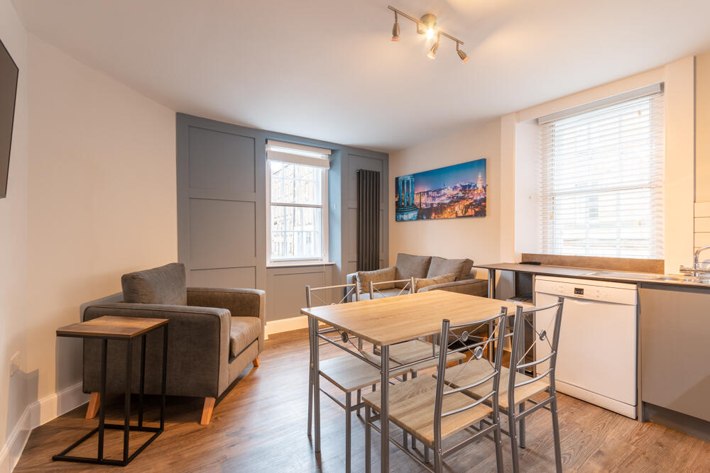 Main image of property: 47P Buccleuch Street, Edinburgh, EH8 9NH