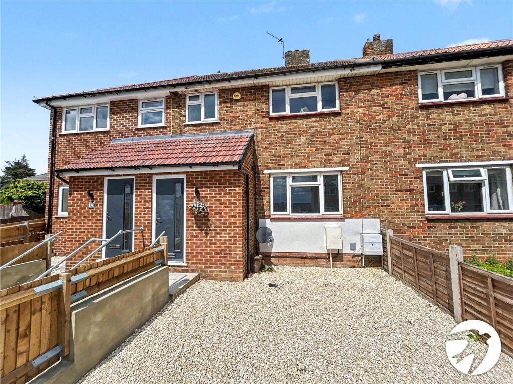 House in London, Blackfen - View 2