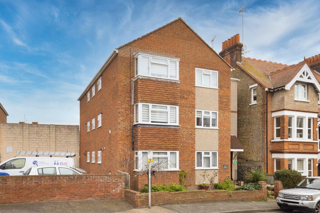 Main image of property: Wrotham Road, Broadstairs, Kent, CT10