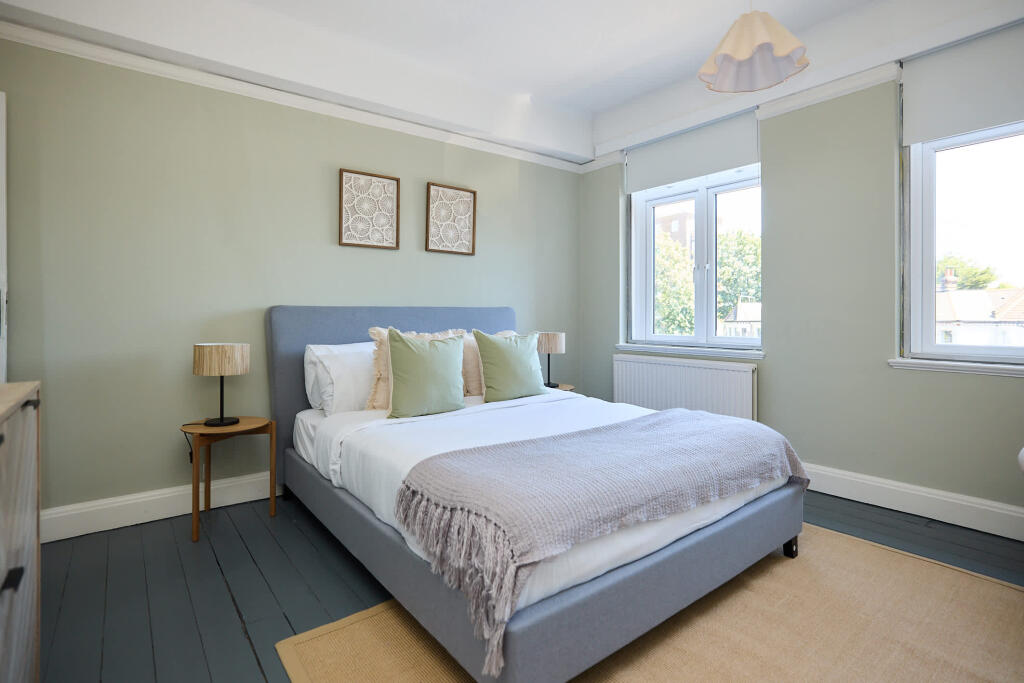 Apartment in London - View 4