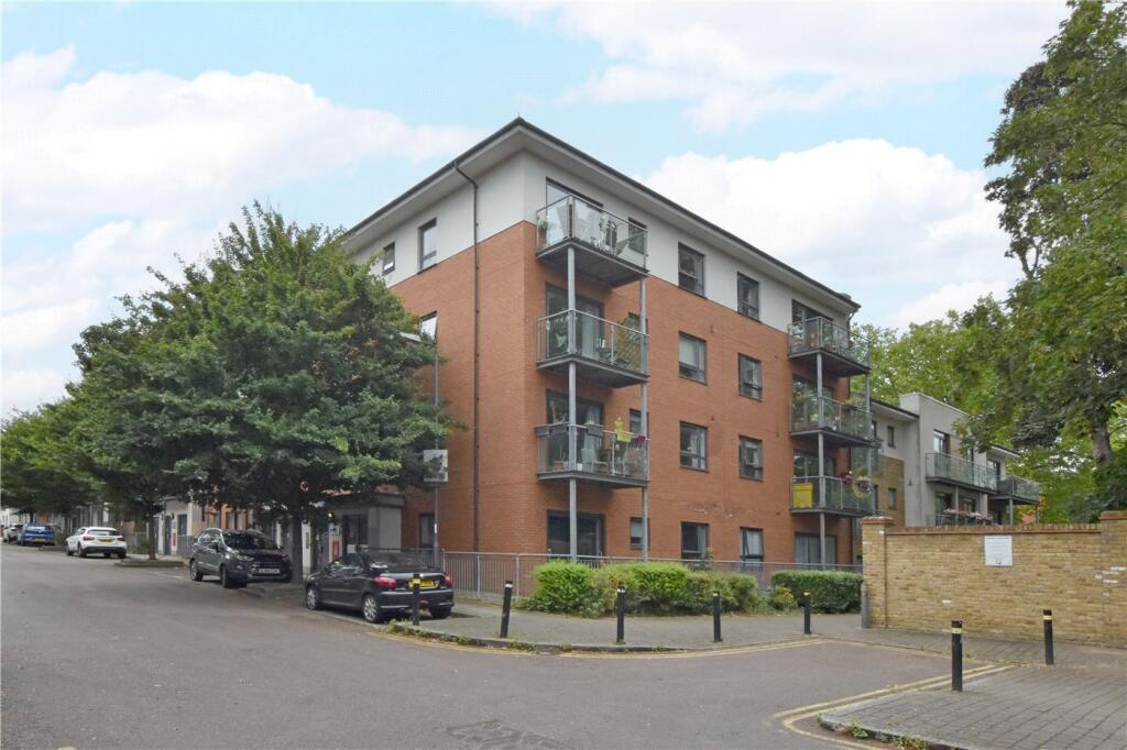 Main image of property: Desvignes Drive, London, SE13