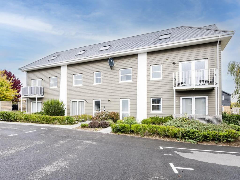 2-bed flat on 29, Cedar Park, Granville Way, Sherborne, £179,950