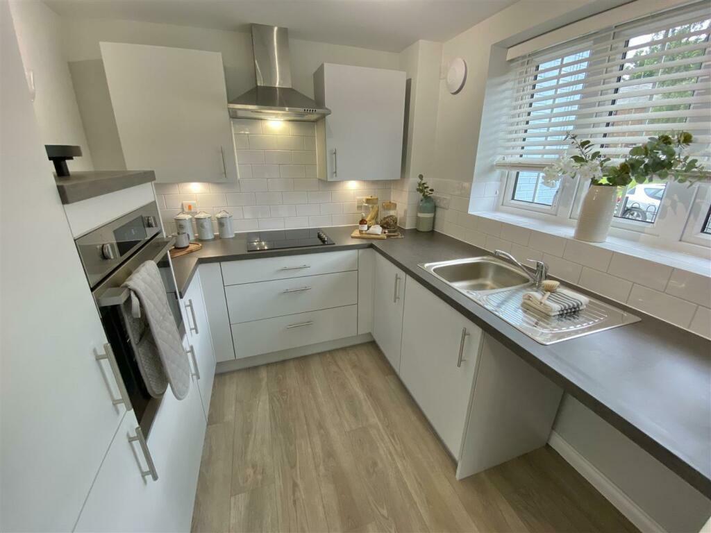 Ford Lodge South Acre Drive , Handforth , Wilmslow , Cheshire , SK9 3HR - View 3
