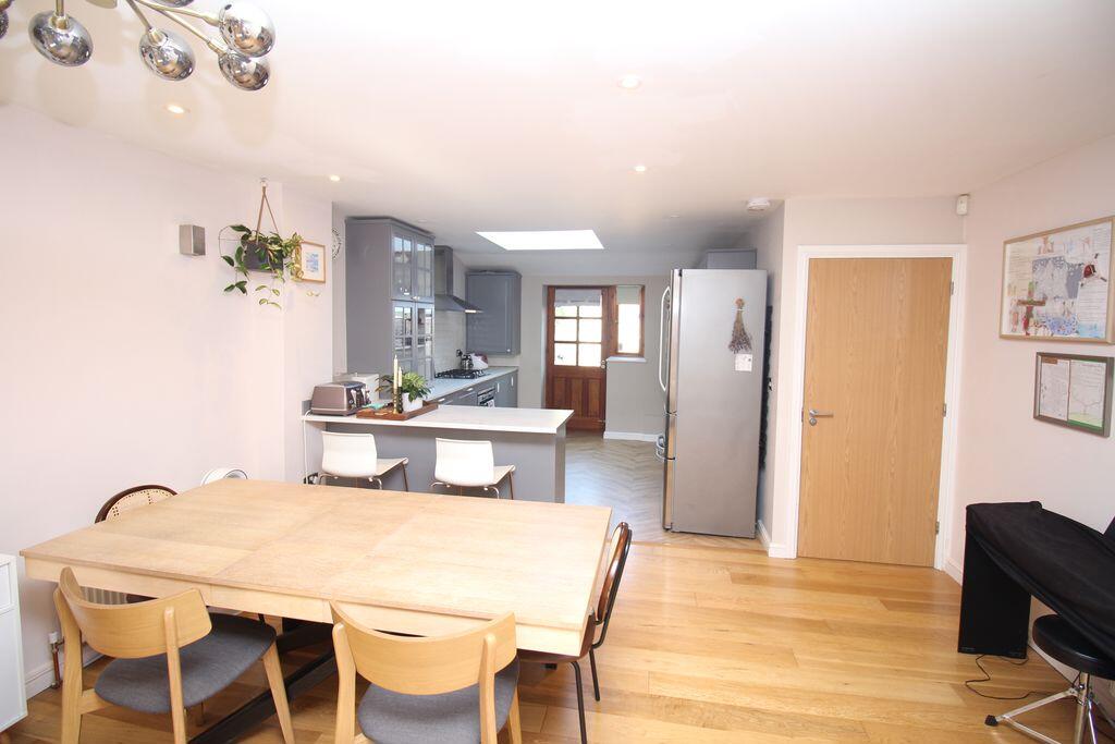 House in Tonbridge - View 3