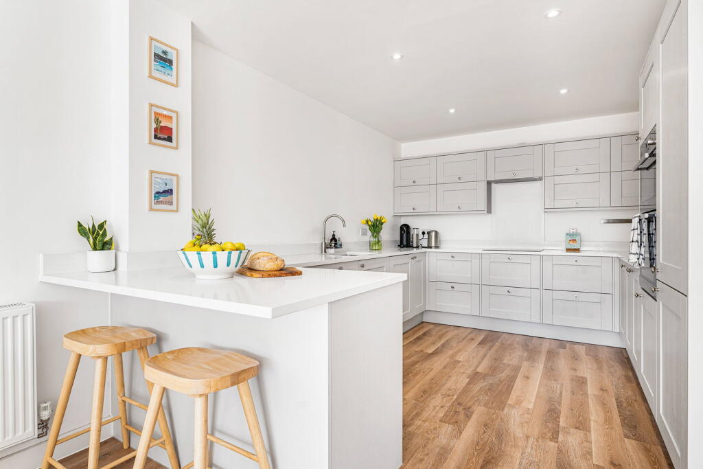 Applegate Way ,Kingsbridge photo 4
