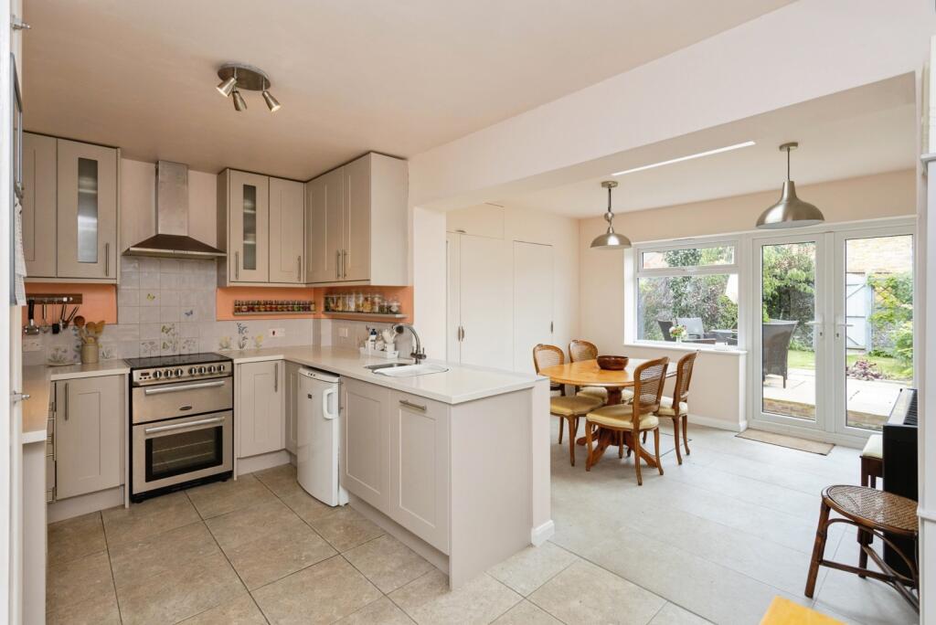 Howland Road, Marden, Tonbridge, Kent, TN12 photo 4