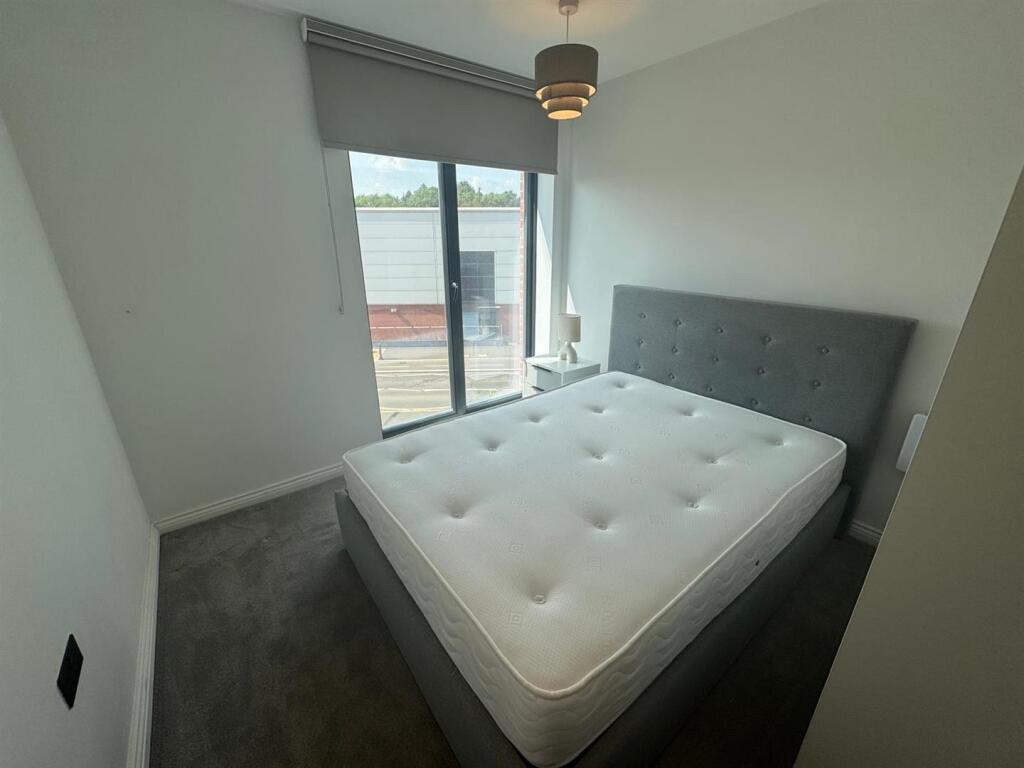 Springwell Gardens, Whitehall Road, Leeds City Centre - View 5