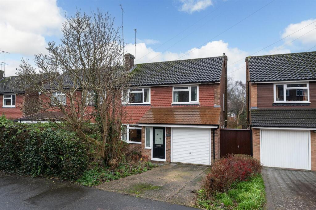 Main image of property: Valley Walk, Croxley Green, Rickmansworth