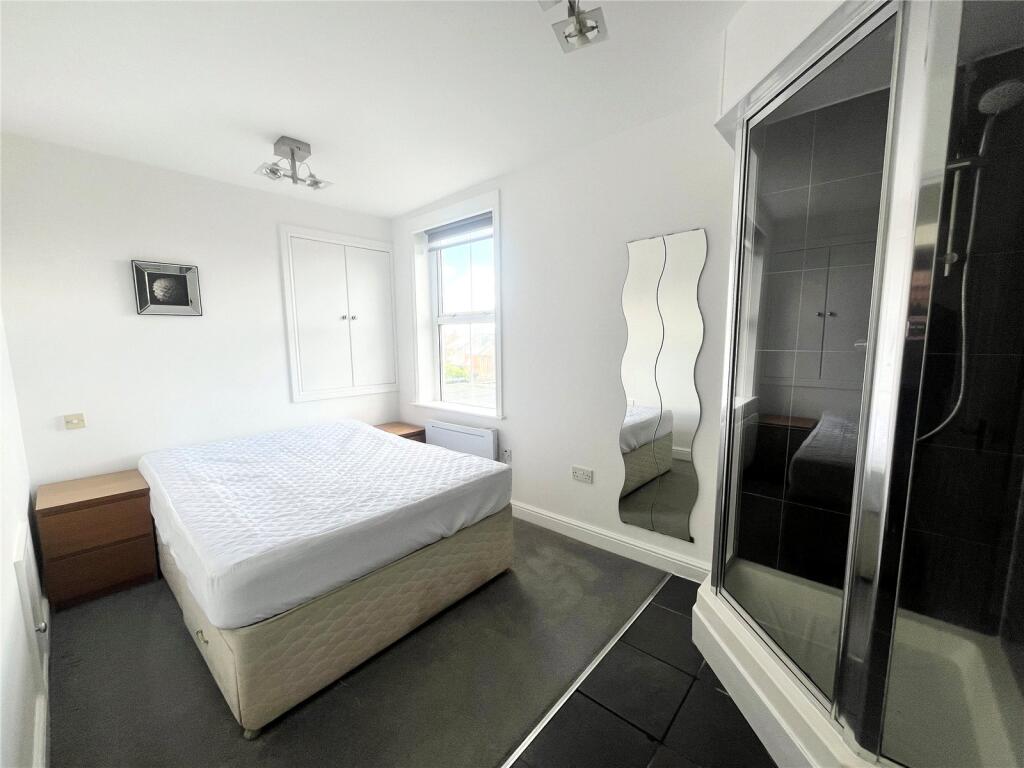 Main image of property: Southampton Street, Reading, Berkshire, RG1