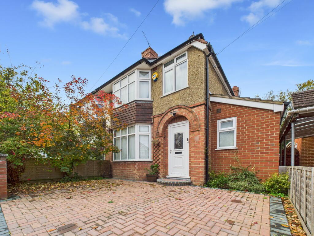 Main image of property: Osborne Road, Reading, RG30