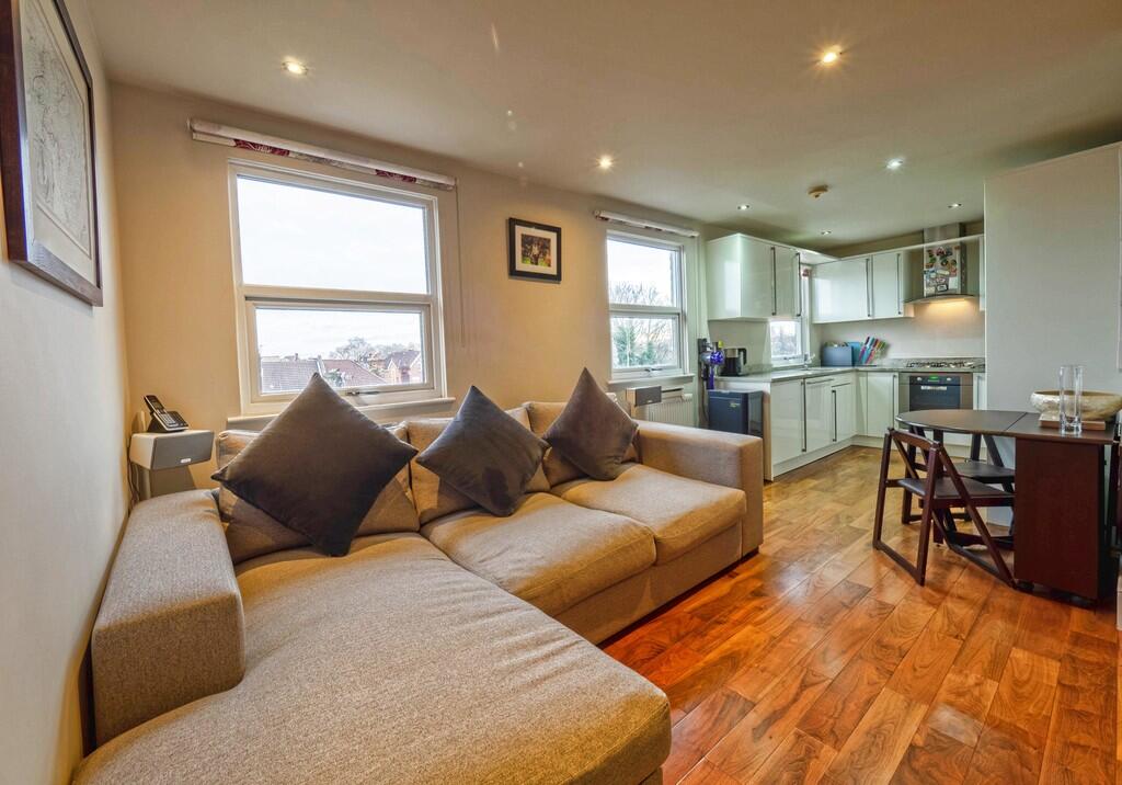 Apartment in London, Hornsey Park, Harringay - View 2