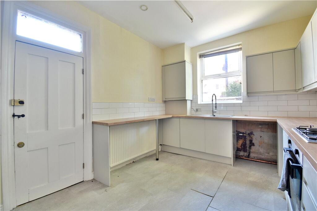Bankhall Road, Heaton Moor, Stockport, SK4 photo 4