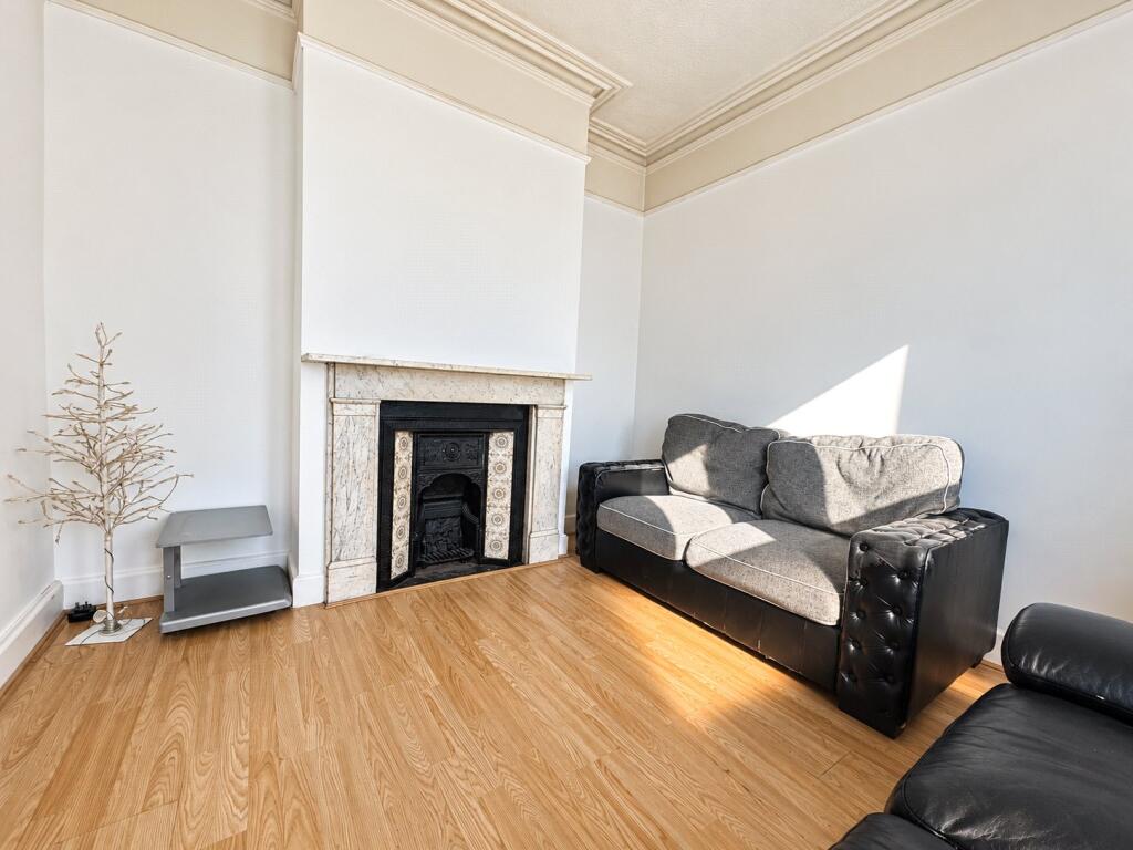 House in Portsmouth - View 3