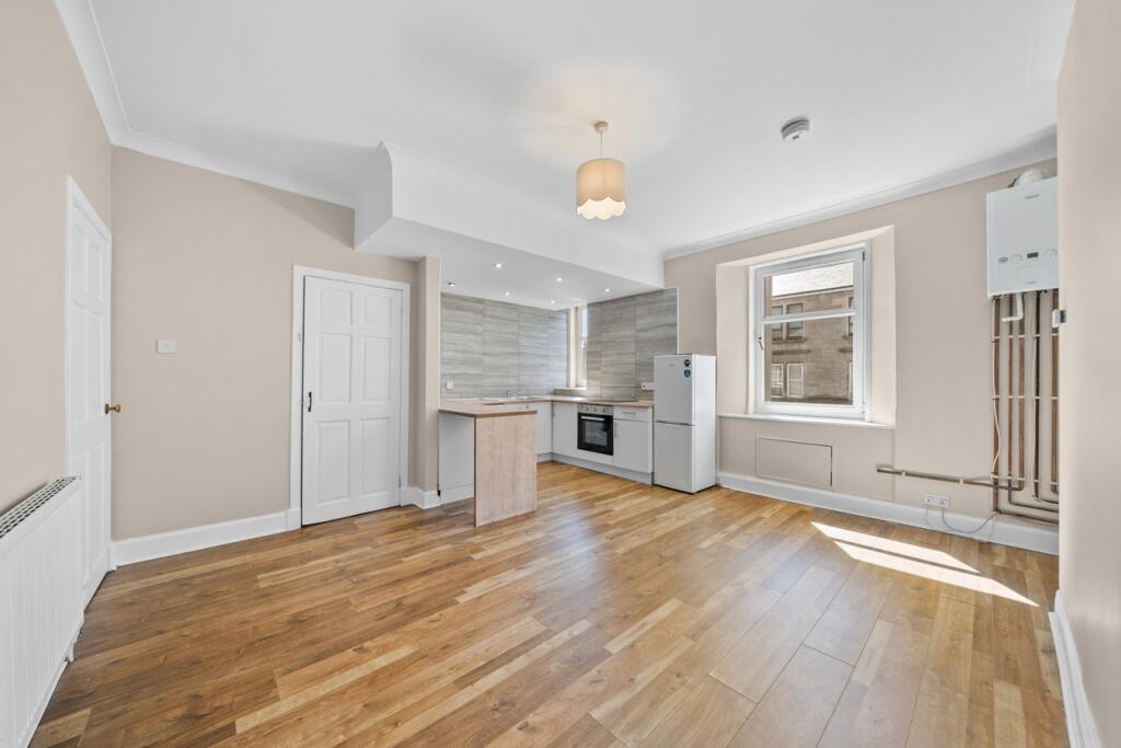 Main Street, Stirling, FK7 - View 4