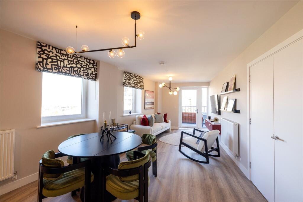 Apartment in London - More
