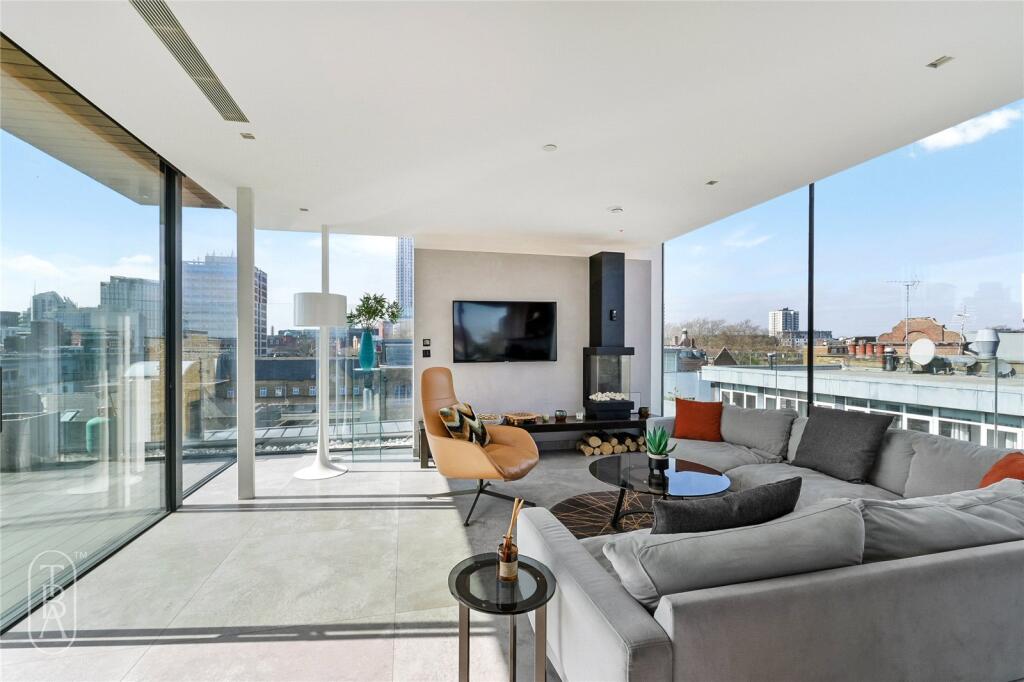 Main image of property: Hoxton Square, London, N1