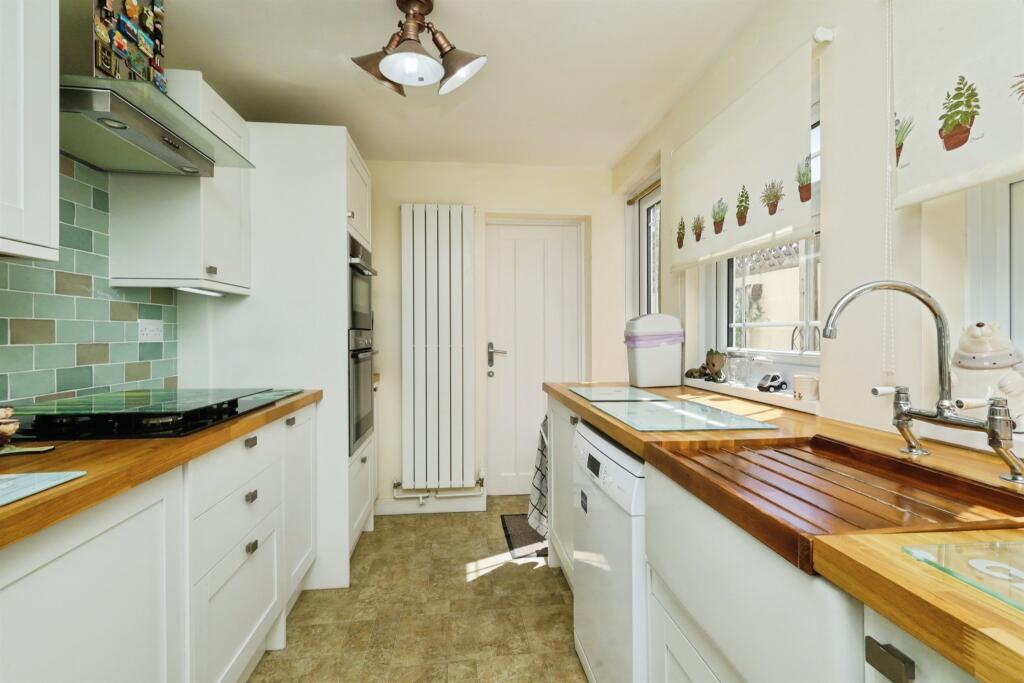 House in Eastbourne, East Sussex - View 4