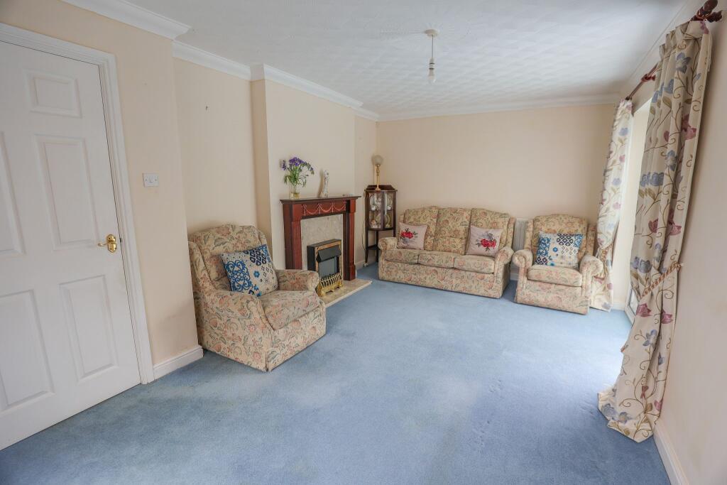 House in Lancaster - View 4