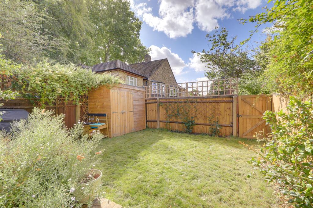House in London - More
