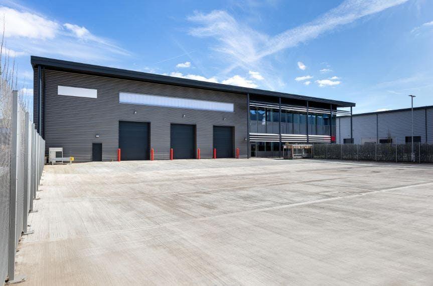 690 external yard.JPG