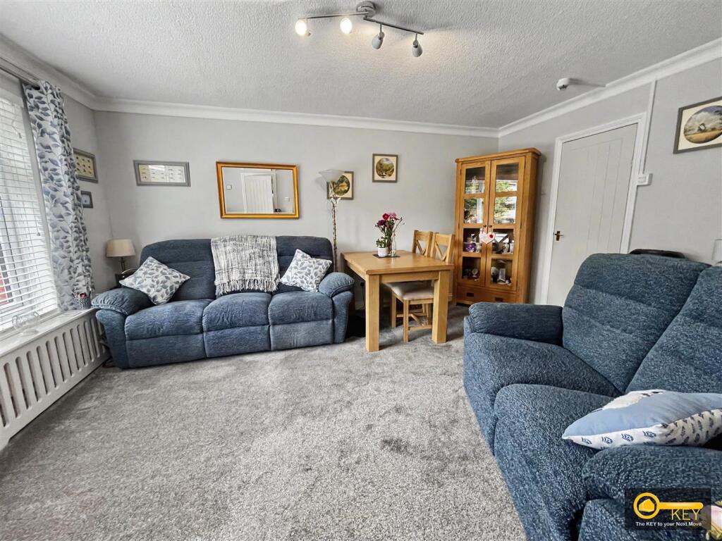 Apartment in Coventry - More