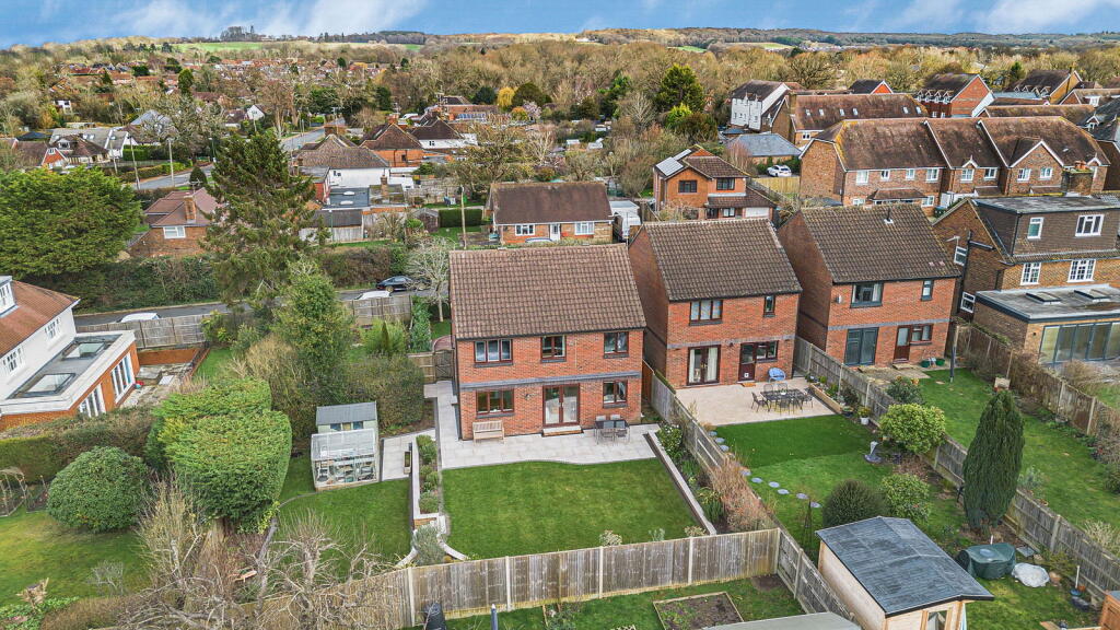 Pondtail Close, Horsham, West Sussex. - View 5