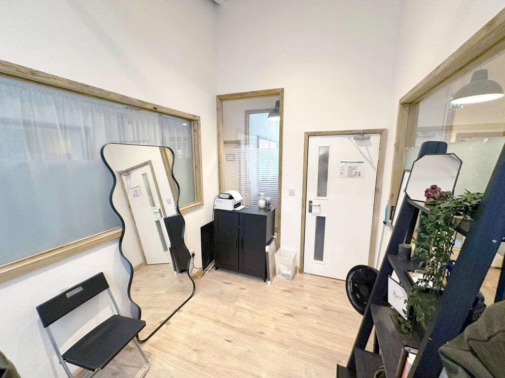Beauty Room