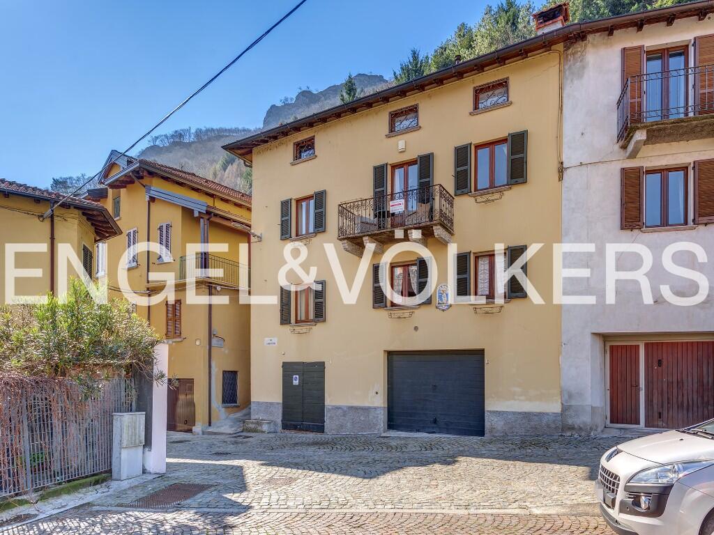 Main image of property: Dongo, Como, Lombardy