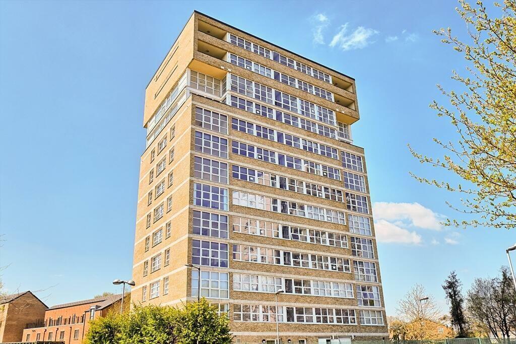 Apartment in Manchester - View 5