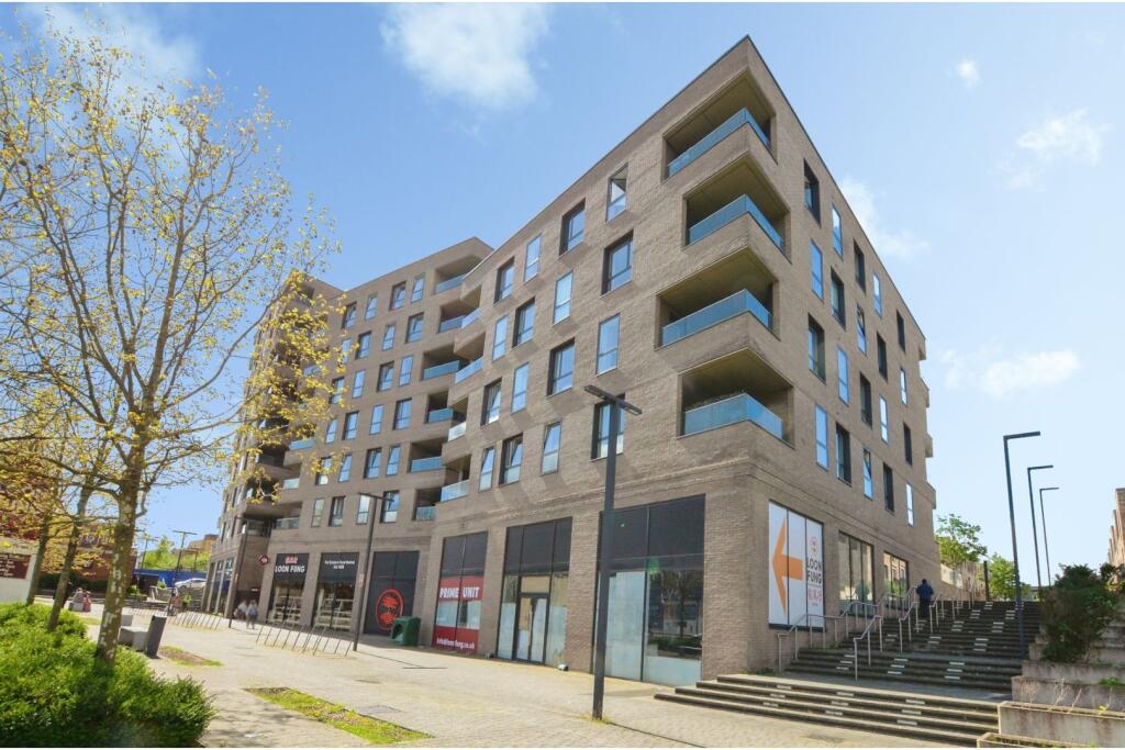 Main image of property: Edgware Road, London, NW9